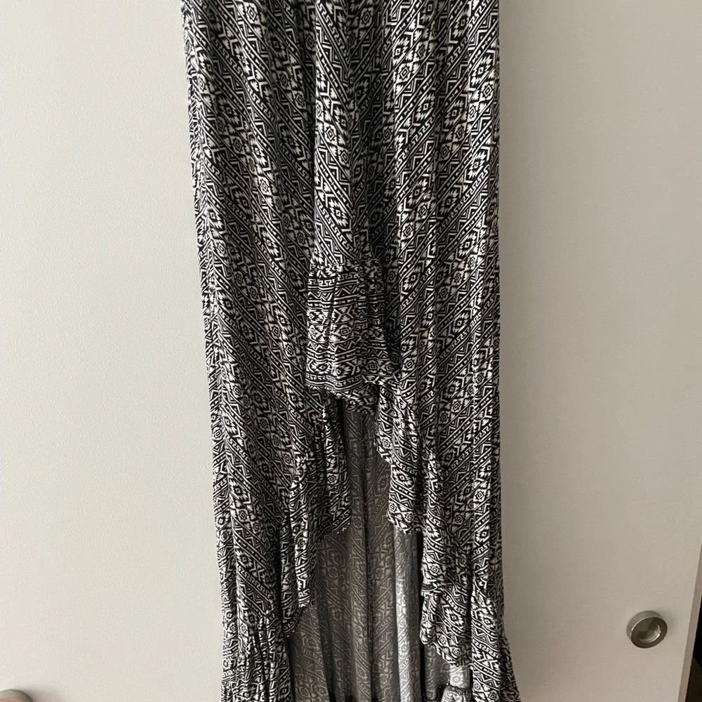 Express Ruffle High Low Maxi Dress - Picture 6 of 6